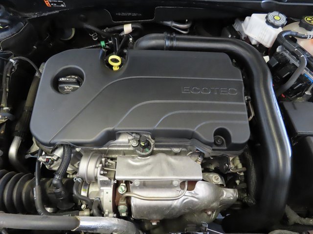 Used 2023 Chevrolet Malibu LT image 36