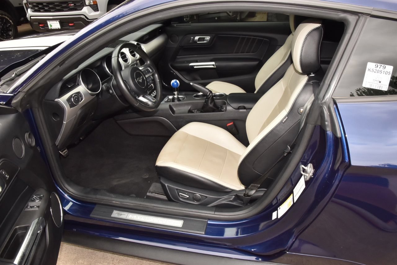 Used 2019 Ford Mustang Premium w/ Enhanced Security Package RWD image 30