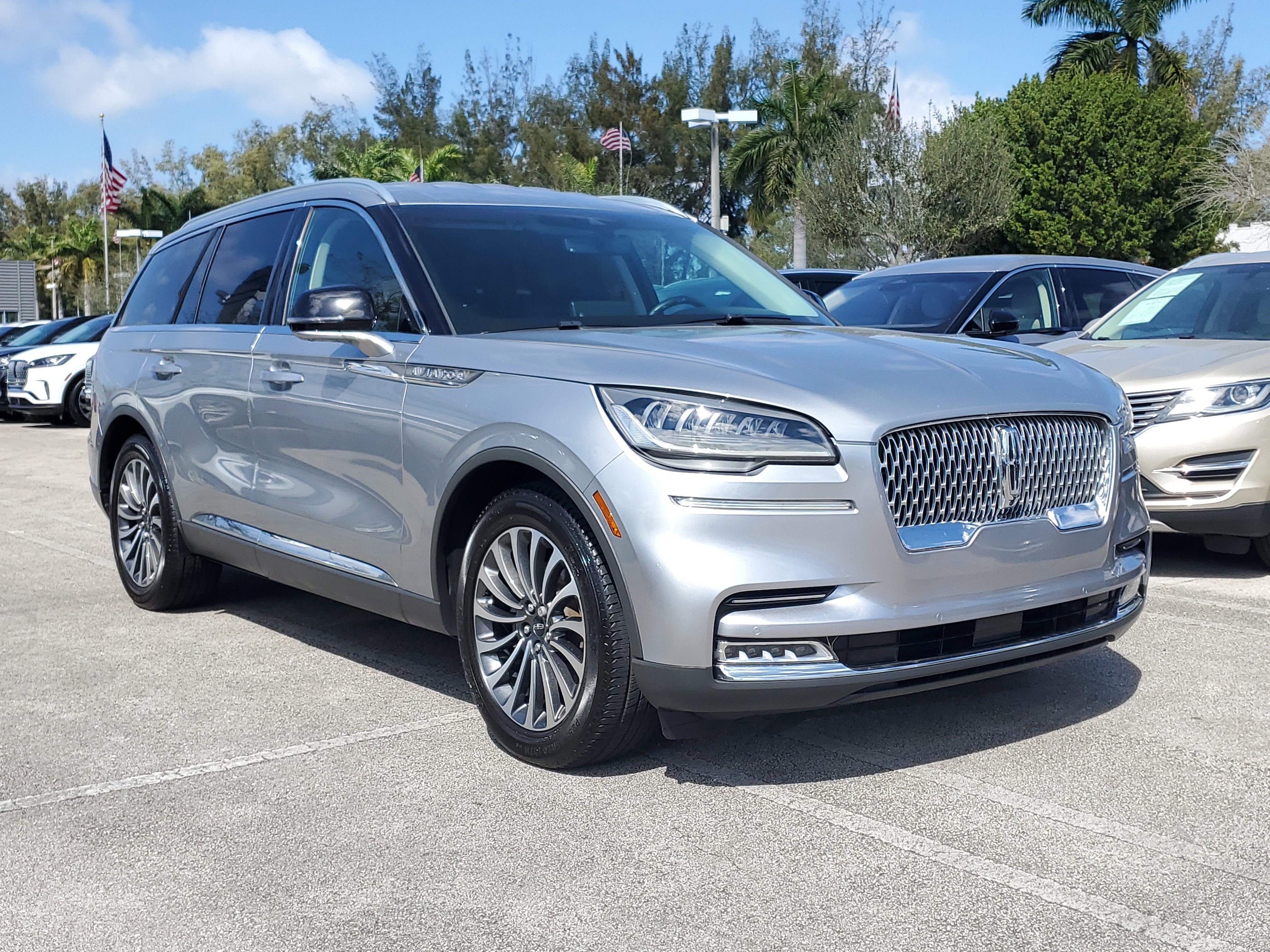Certified 2020 Lincoln Aviator Reserve image 26
