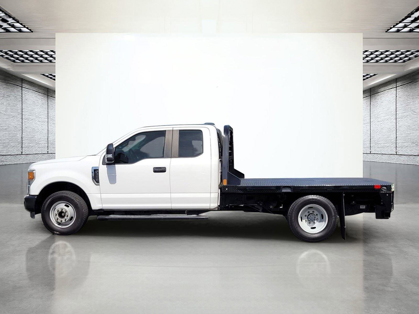 Used 2020 Ford F350 XL w/ Power Equipment Group image 10