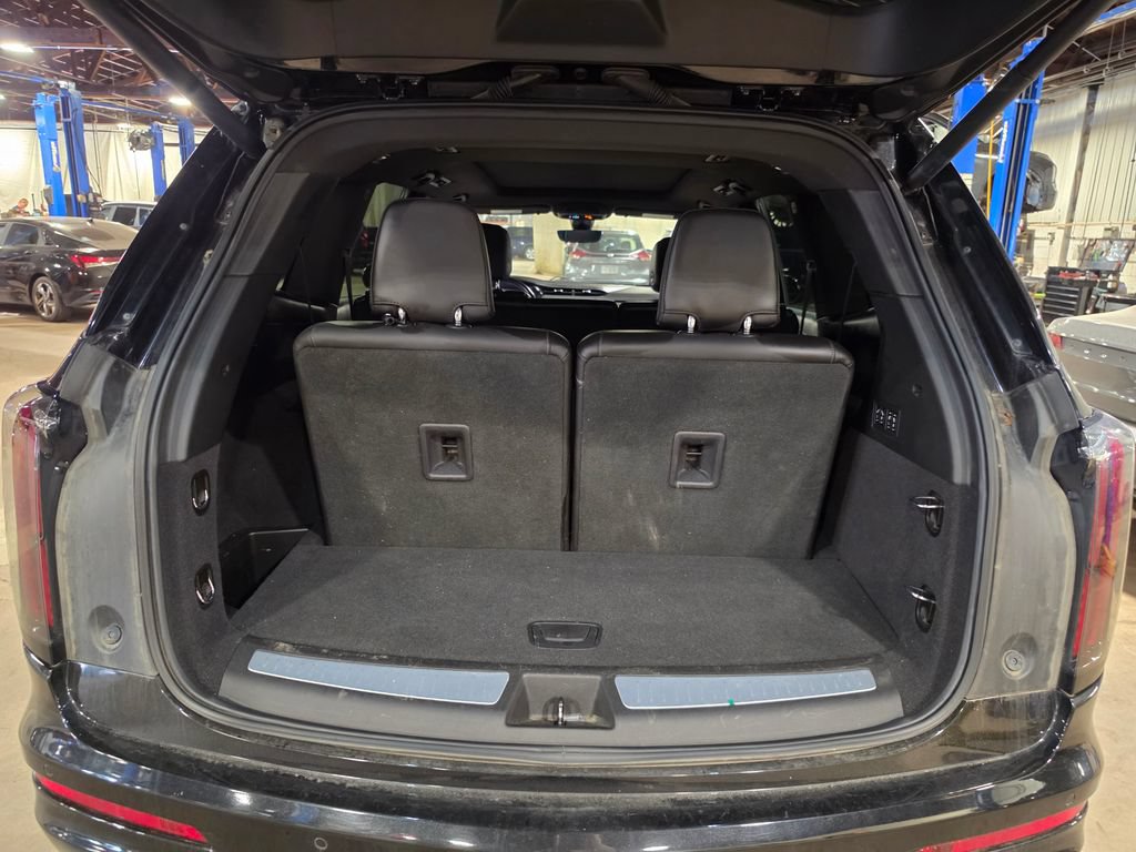 Used 2020 Cadillac XT6 Sport AWD/4WD image 8
