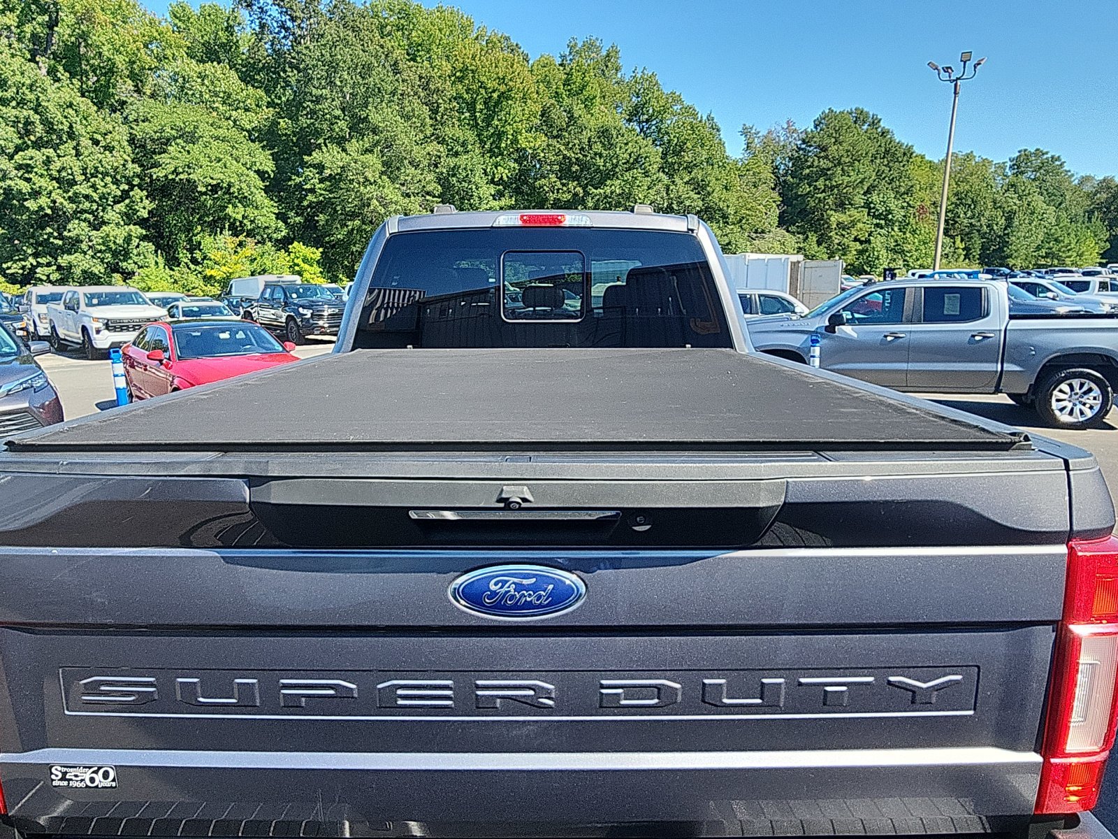 Used 2021 Ford F250 Lariat w/ Lariat Ultimate Package AWD/4WD image 26