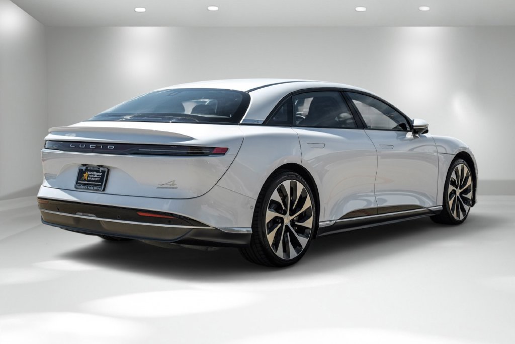 Used 2024 Lucid Air Touring AWD/4WD image 8