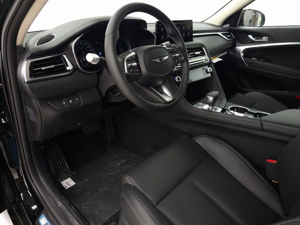 Used 2026 Genesis G70 2.5T image 11