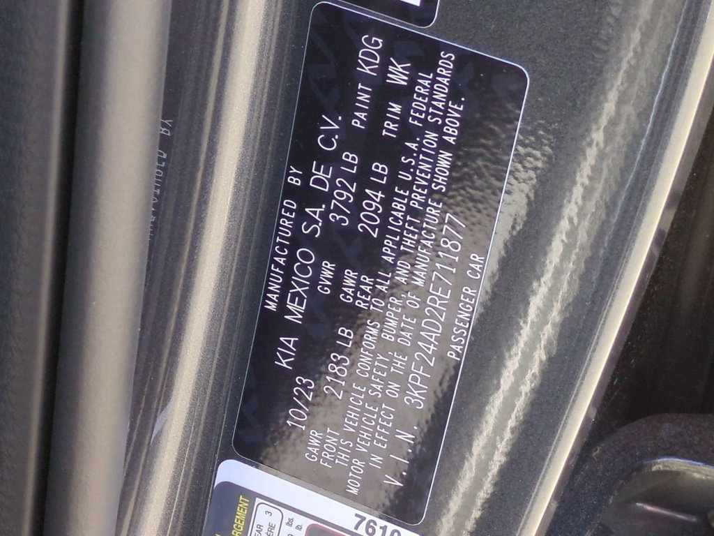 Certified 2024 Kia Forte LXS FWD image 31