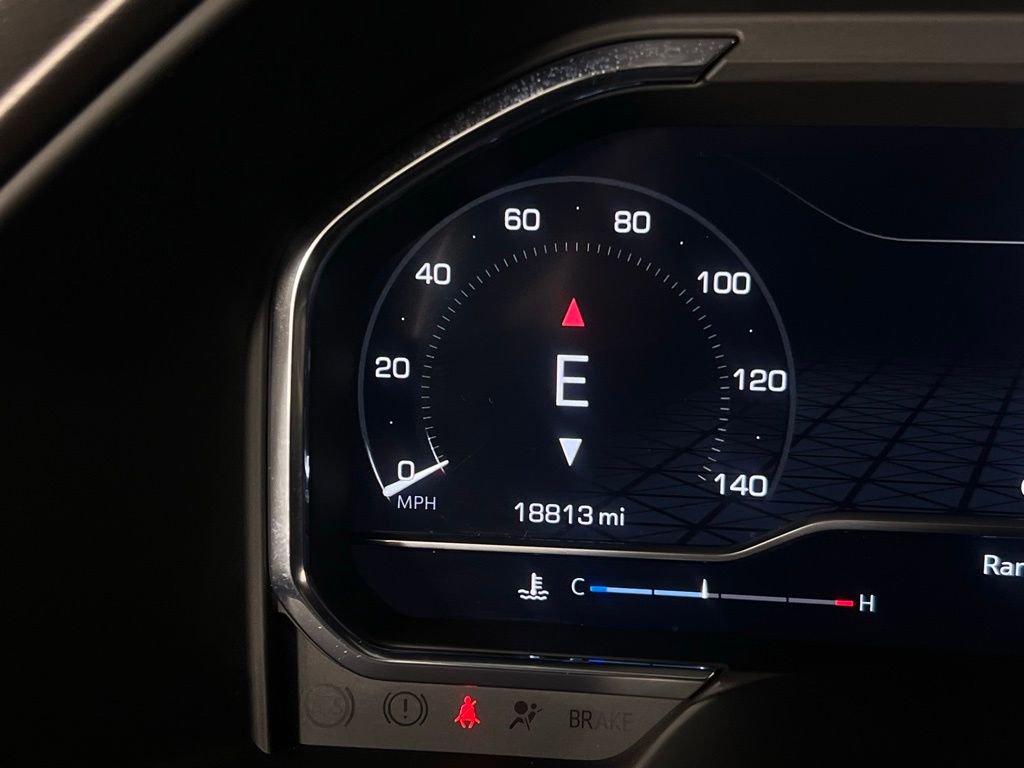 Used 2024 GMC Sierra 1500 AT4X image 18