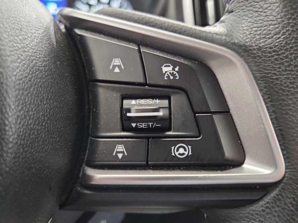 Used 2022 Subaru Ascent Limited w/ Technology Package image 16