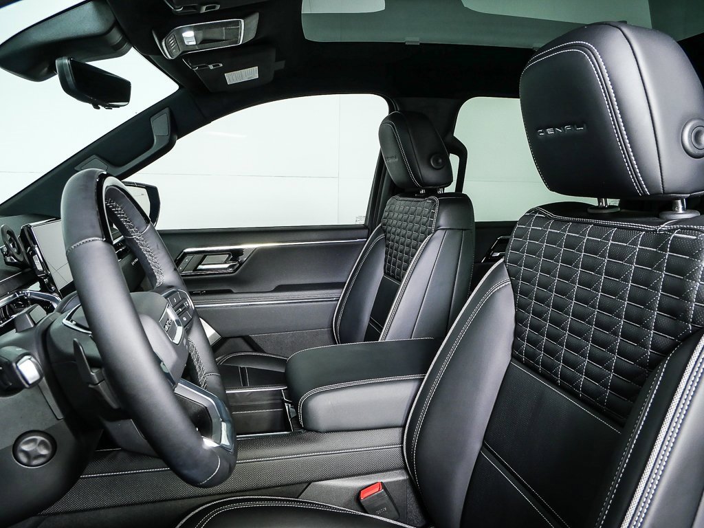 Used 2024 GMC Sierra EV Denali image 5