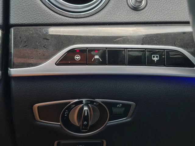 Used 2020 Mercedes-Benz S 450 Sedan image 32