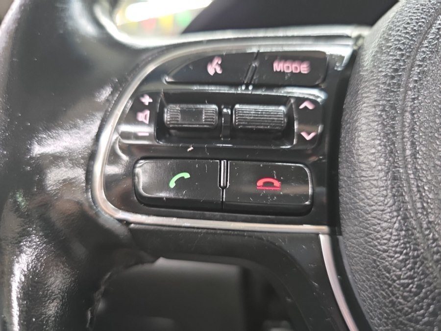 Used 2018 Kia Optima EX w/ Premium Package FWD image 23