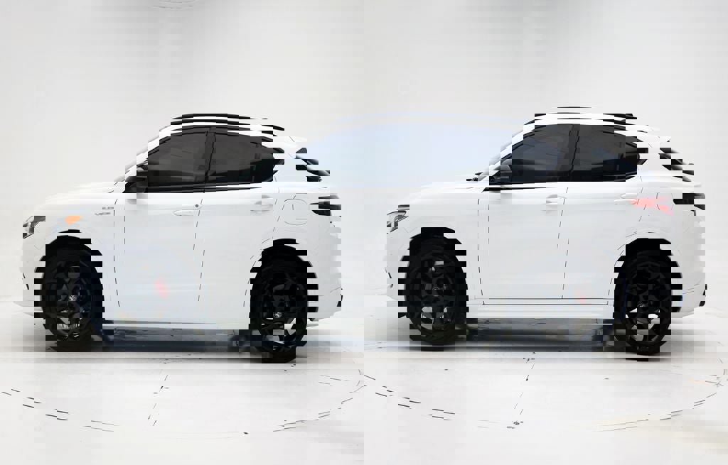 Used 2022 Alfa Romeo Stelvio Veloce image 6