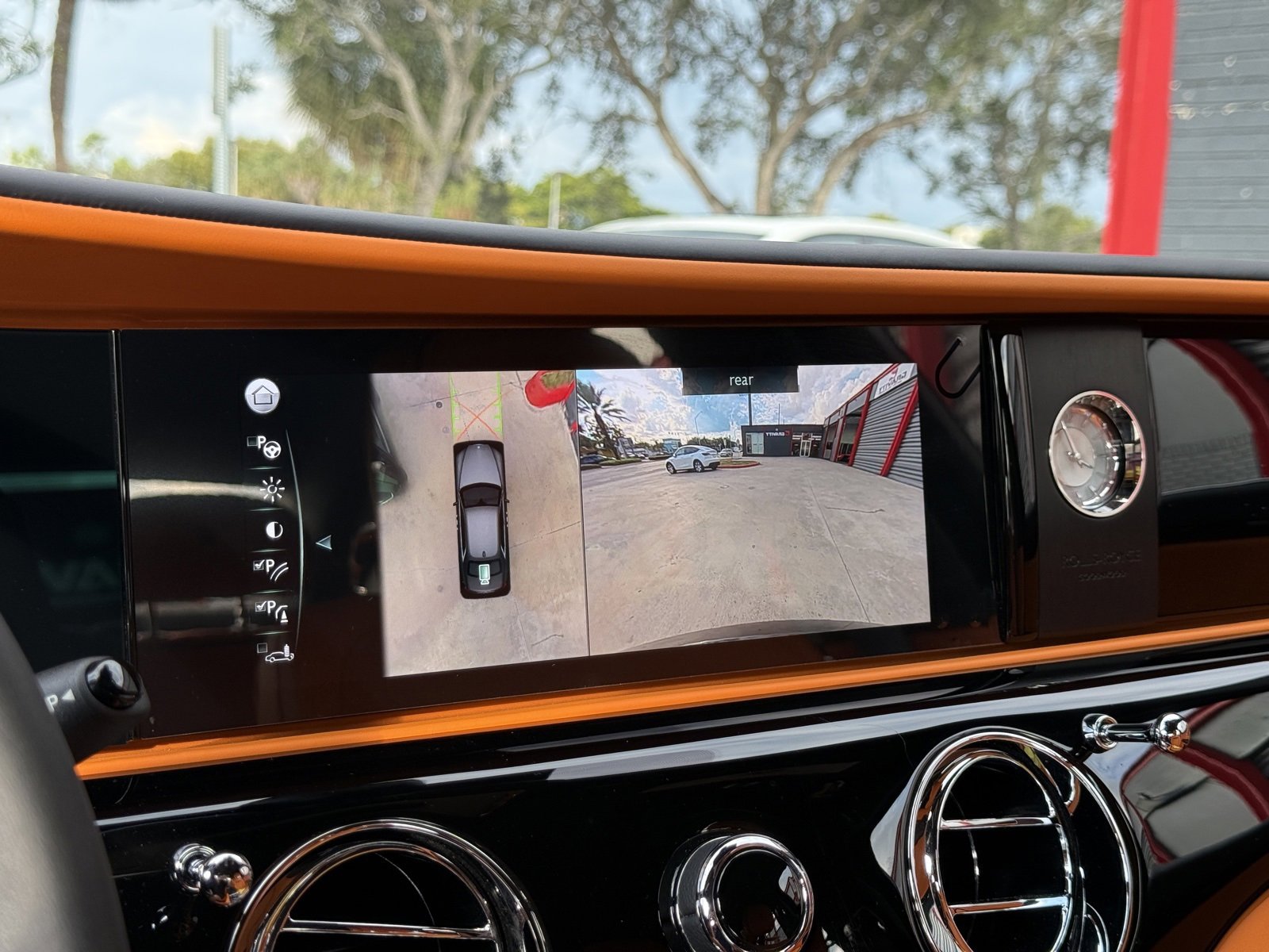 Used 2023 Rolls-Royce Ghost image 29