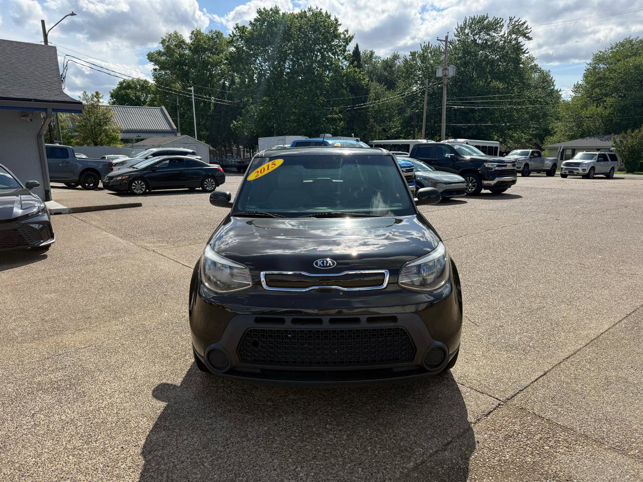 Used 2015 Kia Soul + FWD image 2