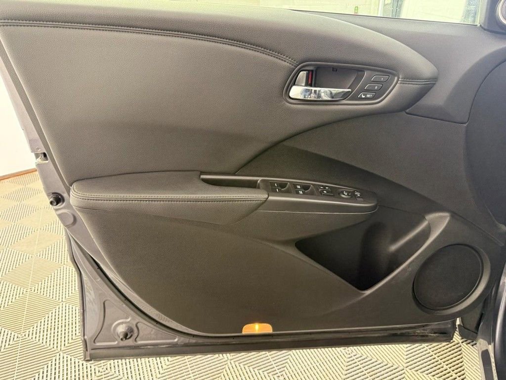 Used 2017 Acura RDX AWD image 16