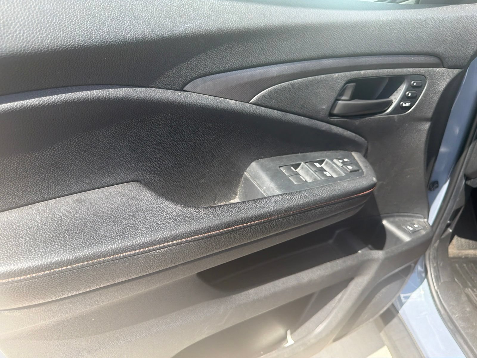 Used 2022 Honda Pilot TrailSport image 17
