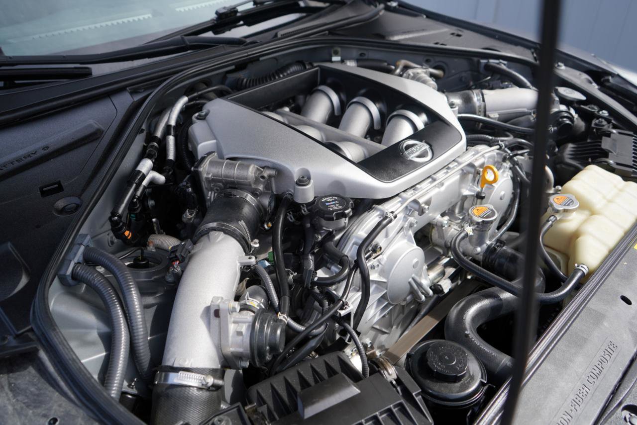 Used 2010 Nissan GT-R Premium image 74