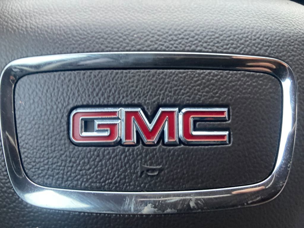 Used 2019 GMC Acadia SLT w/ LPO, Floor Liner Package image 29