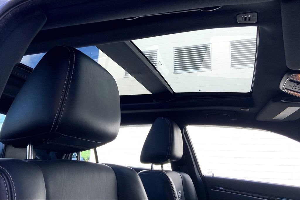 Used 2022 Chrysler 300 S RWD image 21