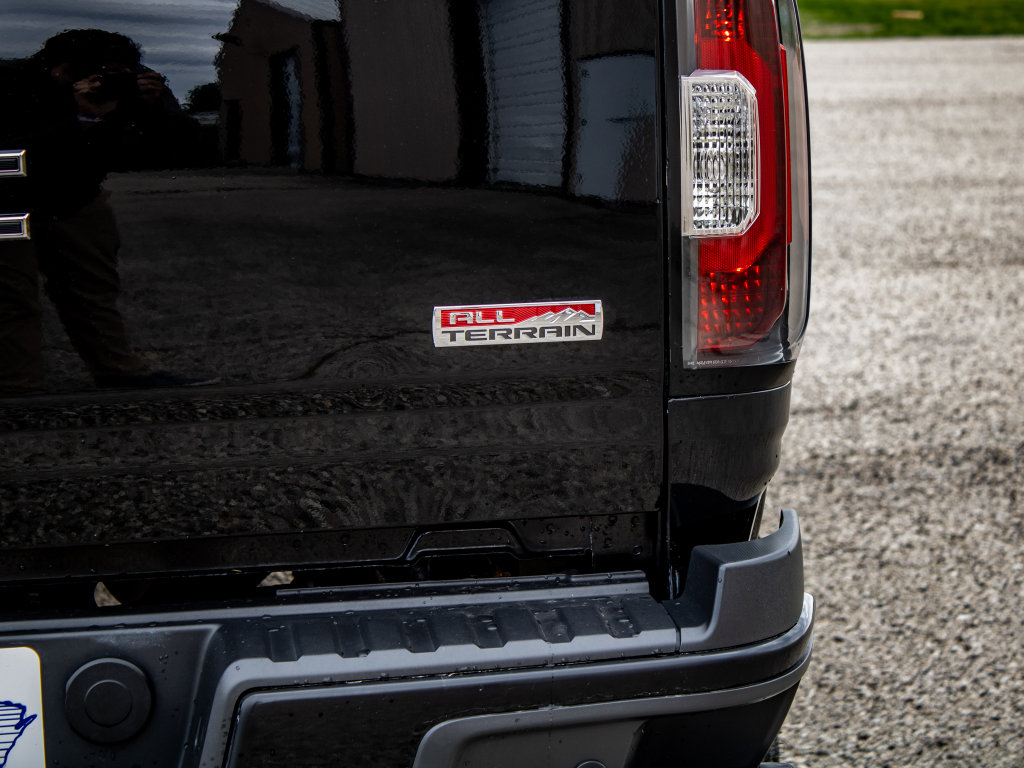 Used 2019 GMC Canyon All Terrain w/ All Terrain X Package AWD/4WD image 18