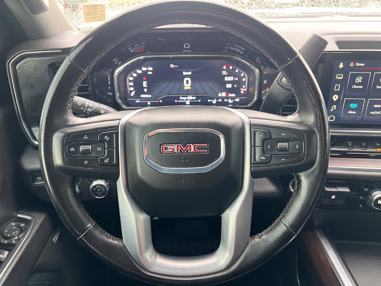 Used 2025 GMC Sierra 3500 SLT w/ SLT Premium Package AWD/4WD image 21