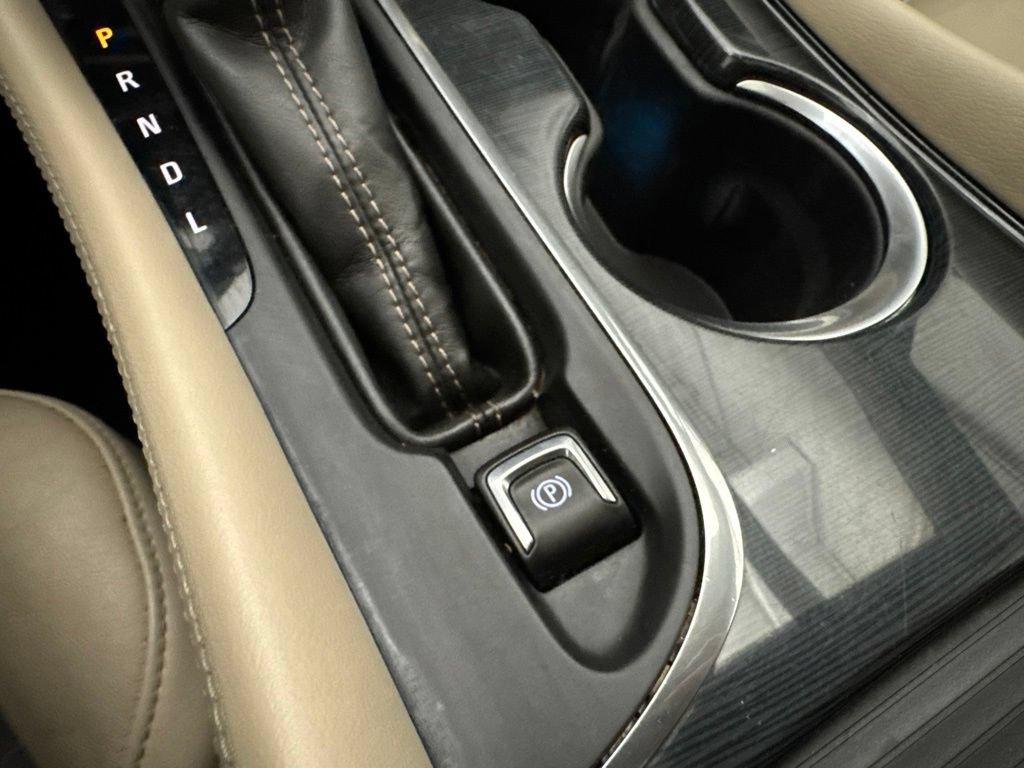 Used 2017 Buick Envision Essence AWD/4WD image 35