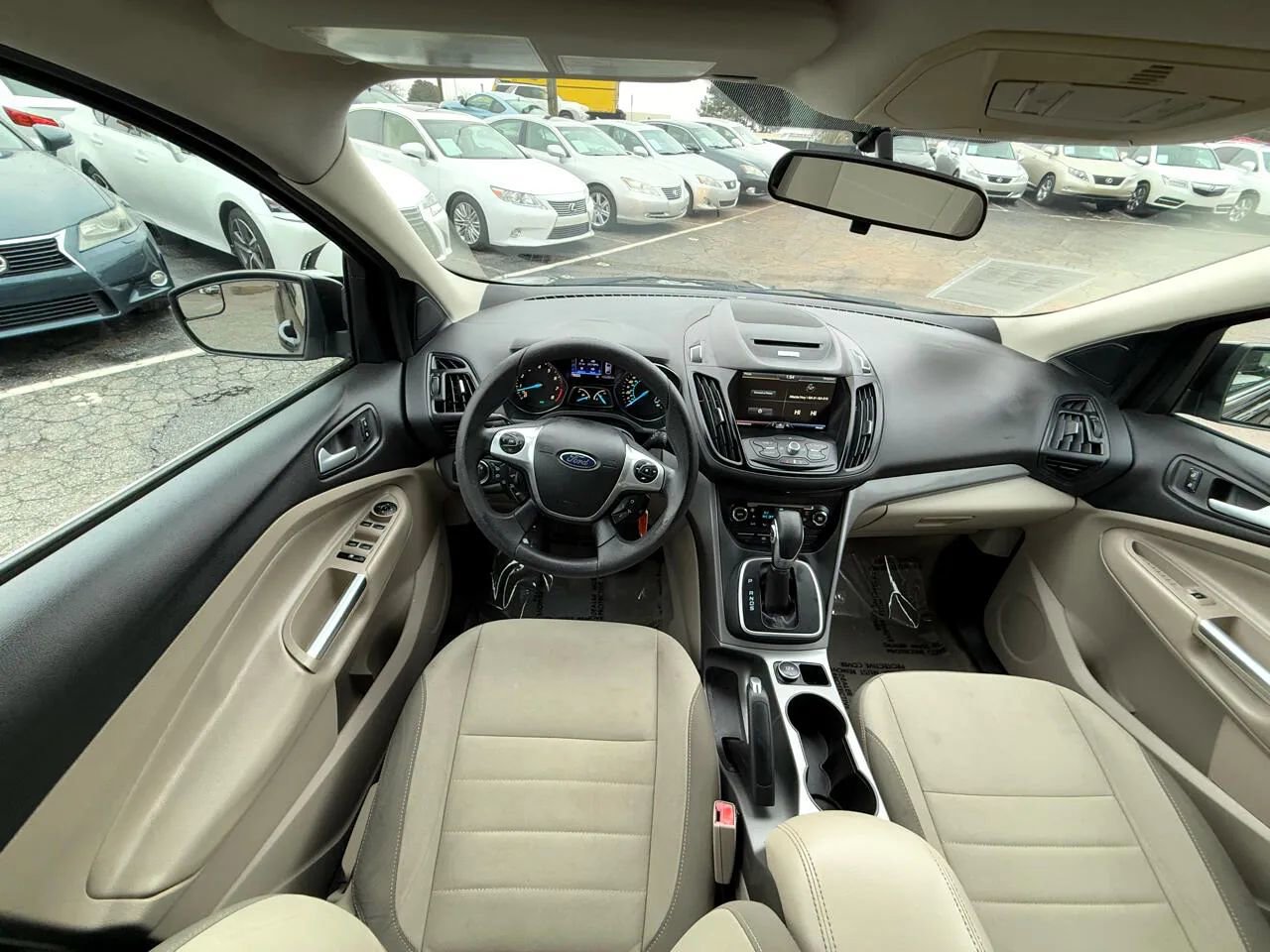 Used 2013 Ford Escape SE FWD image 2