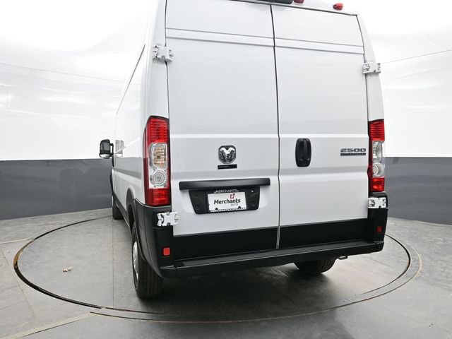 Used 2025 RAM ProMaster 2500 w/ Convenience Group image 5
