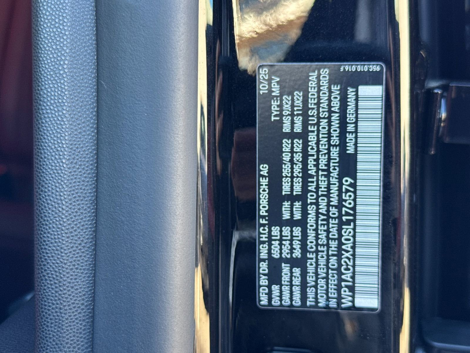 New 2025 Porsche Macan Turbo Electric image 36