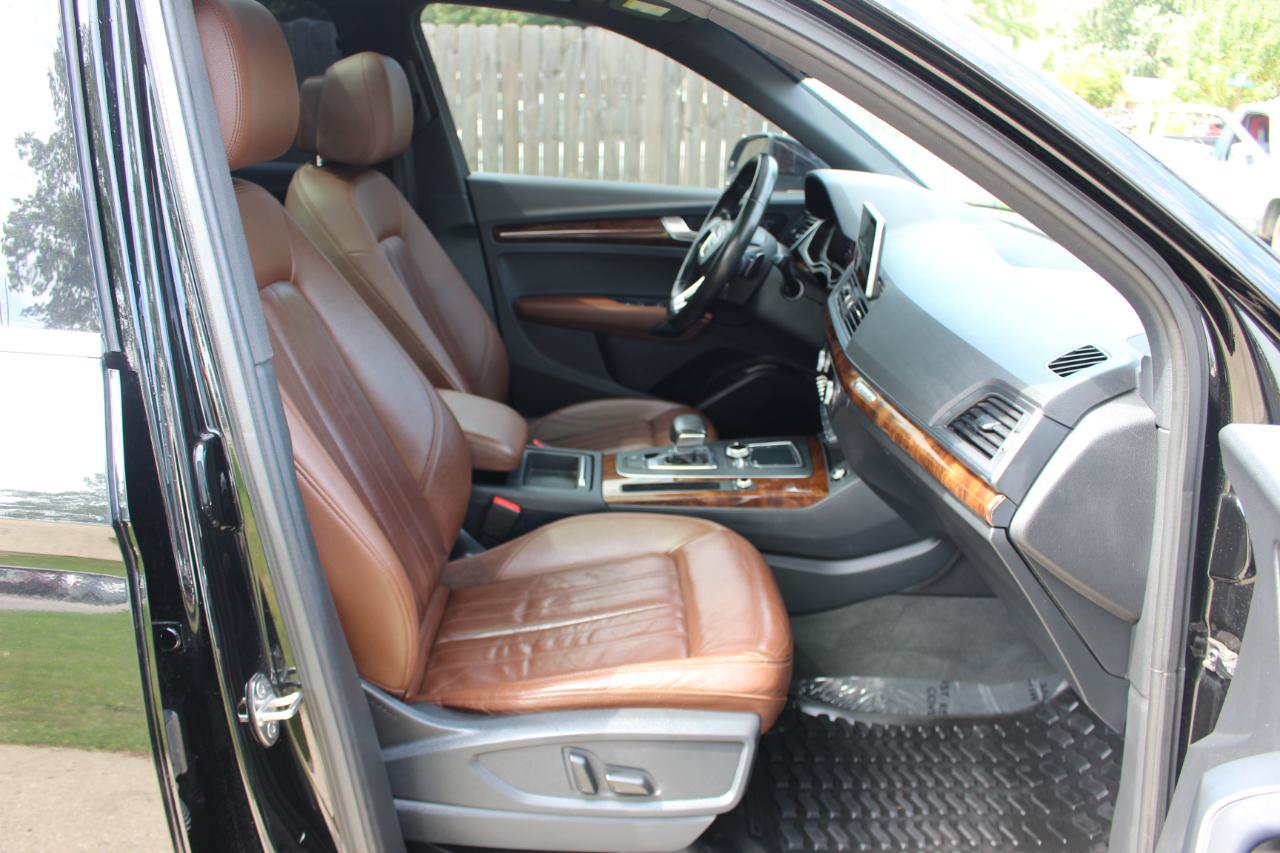Used 2018 Audi Q5 2.0T Premium Plus w/ Premium Plus Package AWD/4WD image 41
