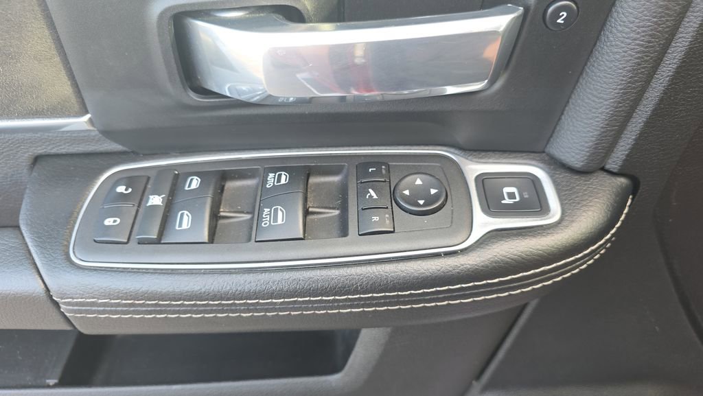 Used 2022 RAM 3500 Laramie AWD/4WD image 19