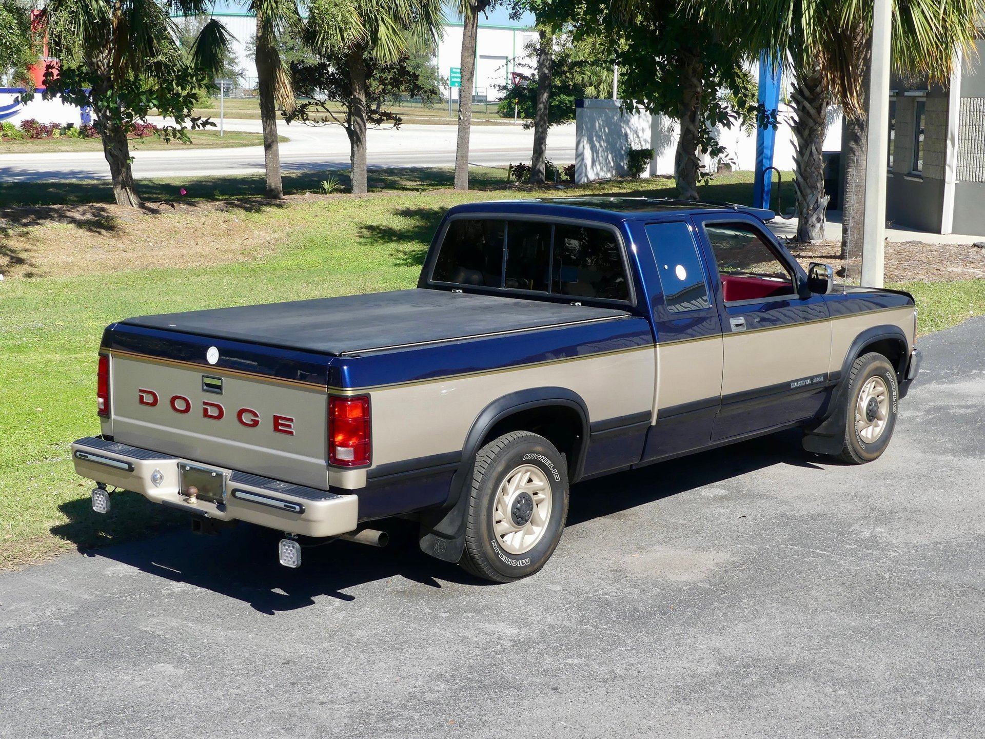Used 1993 Dodge Dakota 2WD Club Cab image 20