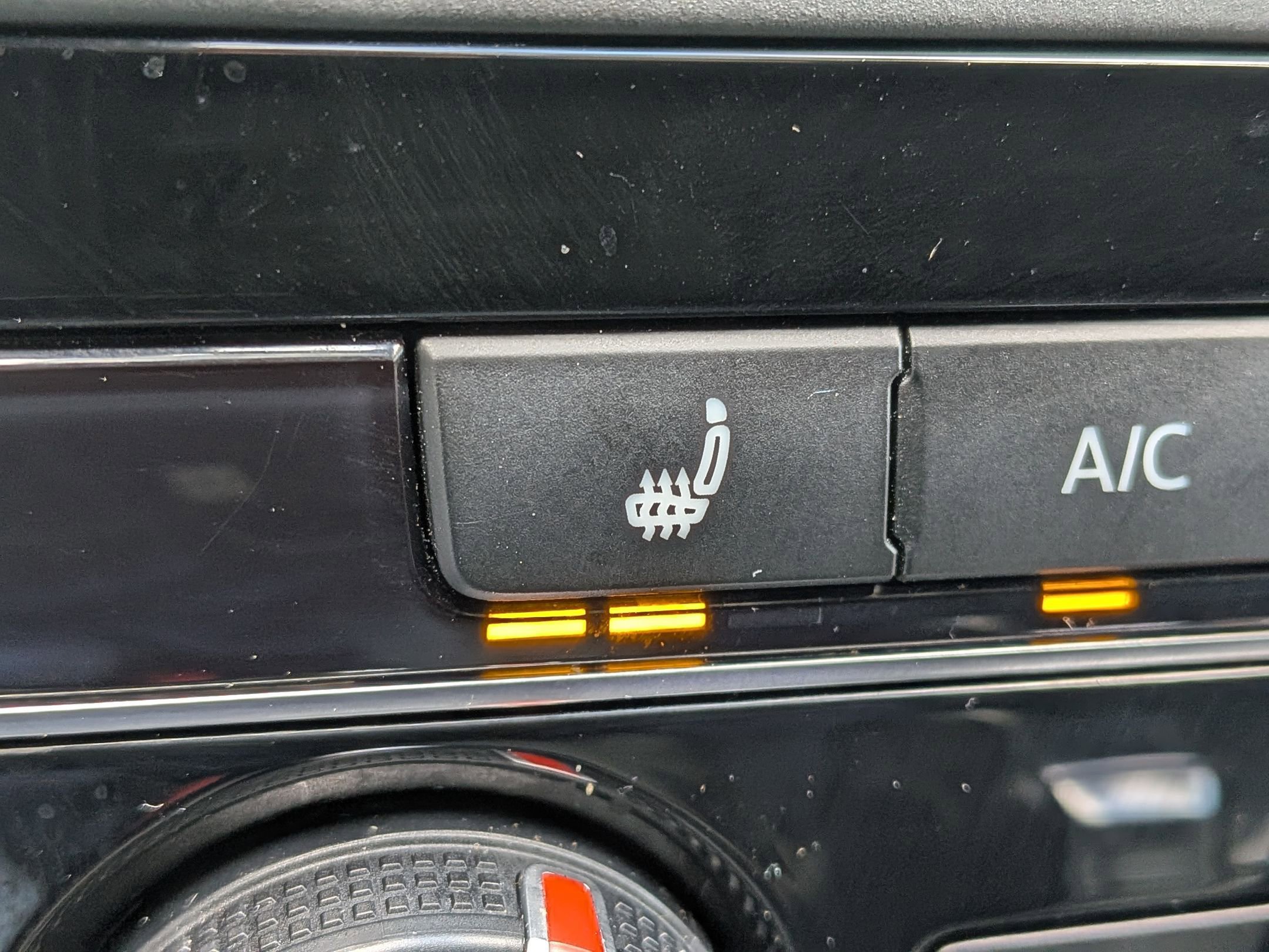 Used 2019 Volkswagen Passat 2.0T Wolfsburg w/ Wheels & Sunroof Package image 20