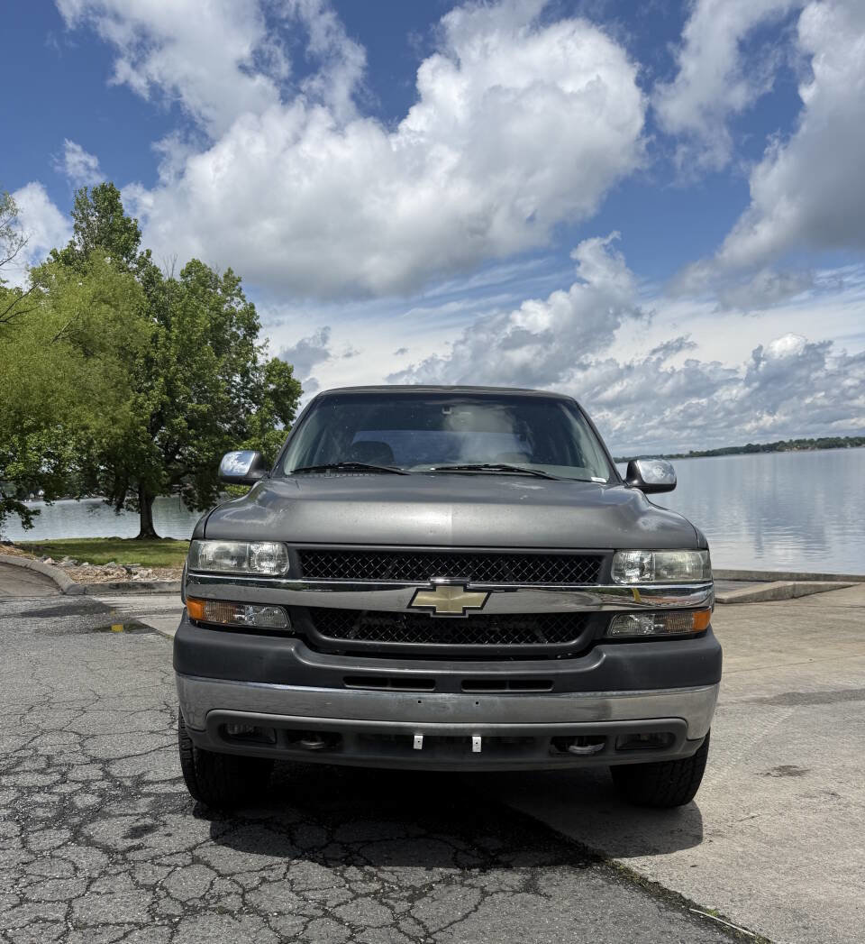 Used 2001 Chevrolet Silverado 2500 LS w/ Off-Road Skid Plate Pkg AWD/4WD image 5