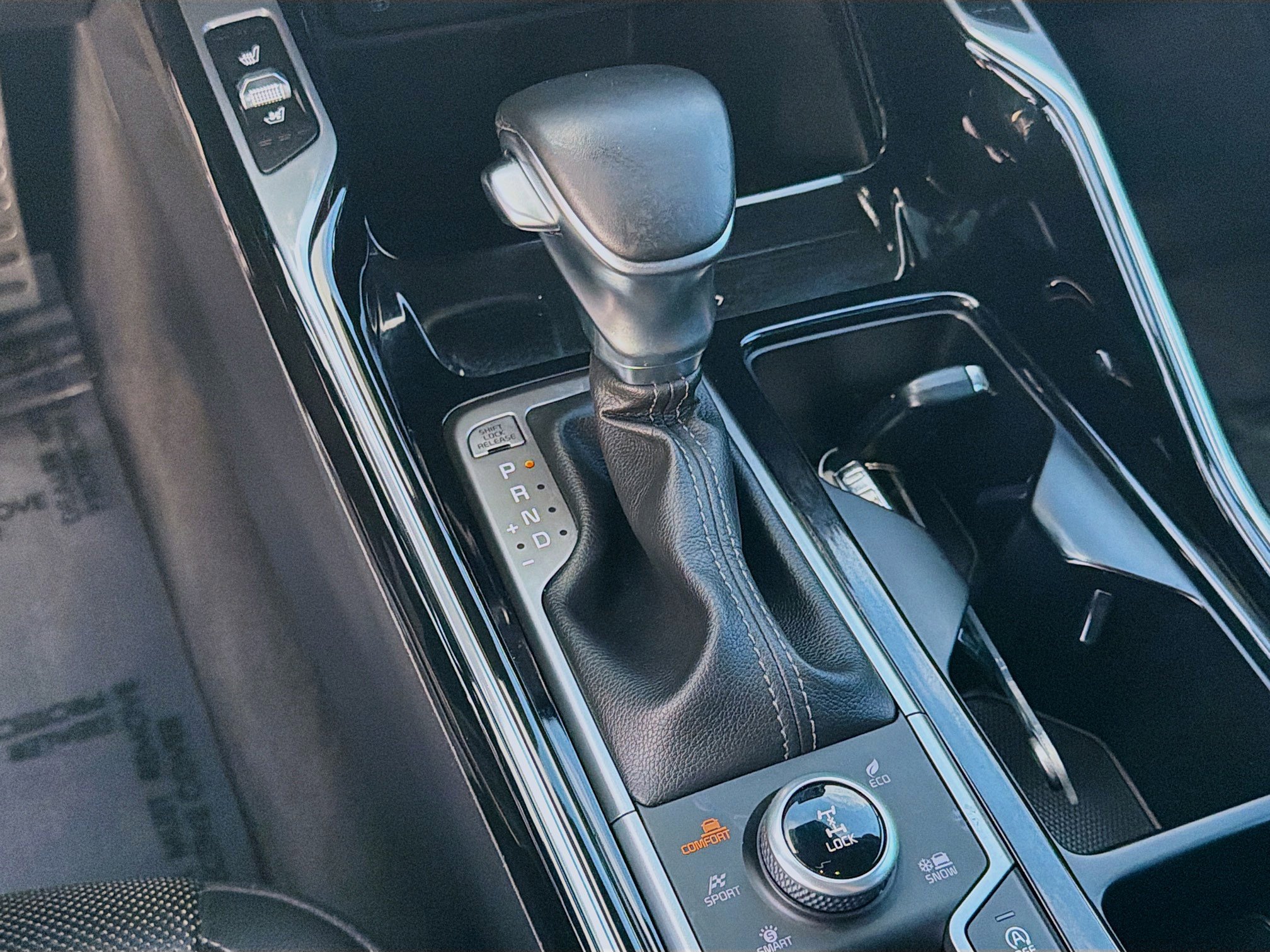 Used 2021 Kia Sorento SX Prestige image 16