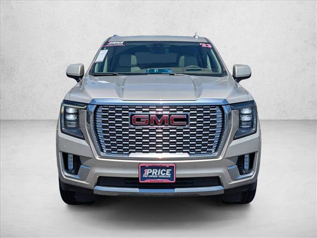 Used 2023 GMC Yukon XL Denali AWD/4WD image 2