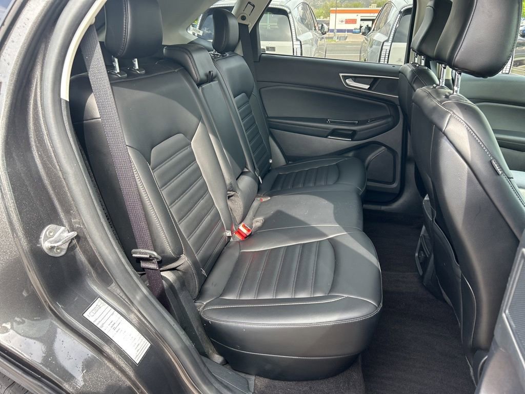 Used 2020 Ford Edge SEL AWD/4WD image 25