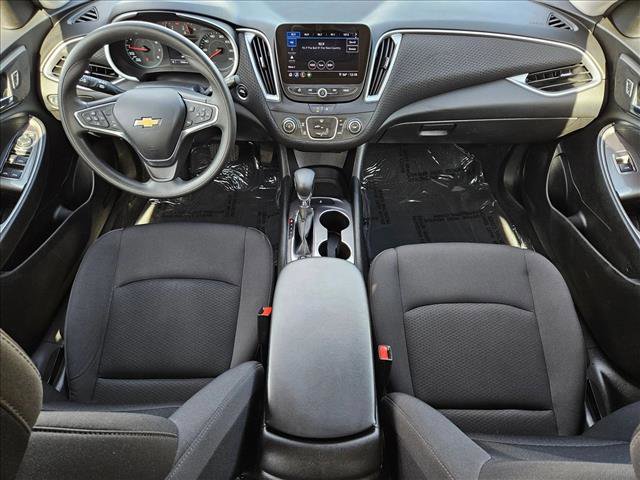 Used 2023 Chevrolet Malibu LS image 17
