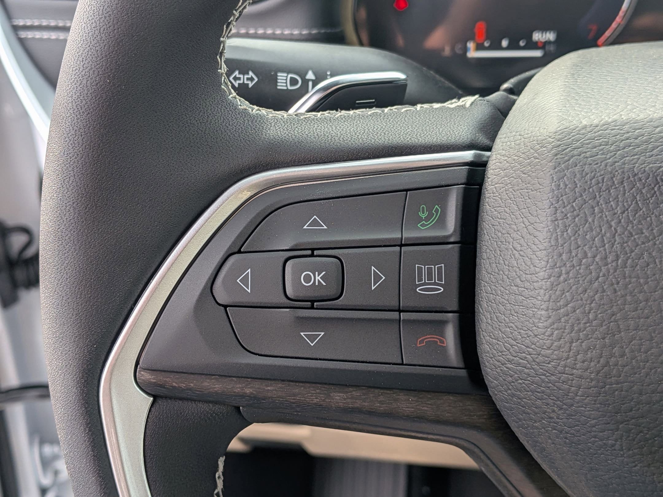 New 2026 Jeep Grand Cherokee Limited AWD/4WD image 16