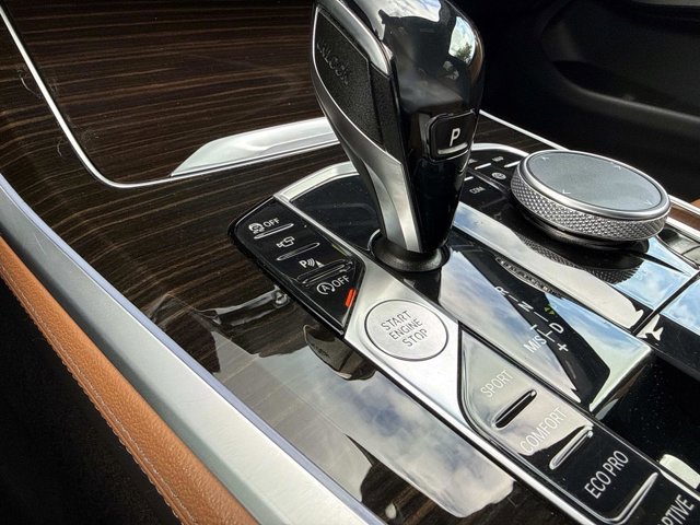 Used 2020 BMW X5 xDrive40i w/ Premium Package image 29