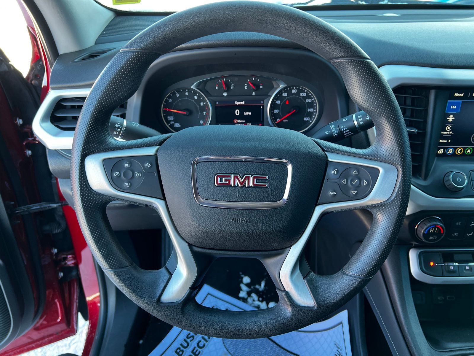 Used 2023 GMC Acadia SLE w/ Driver Convenience Package image 17