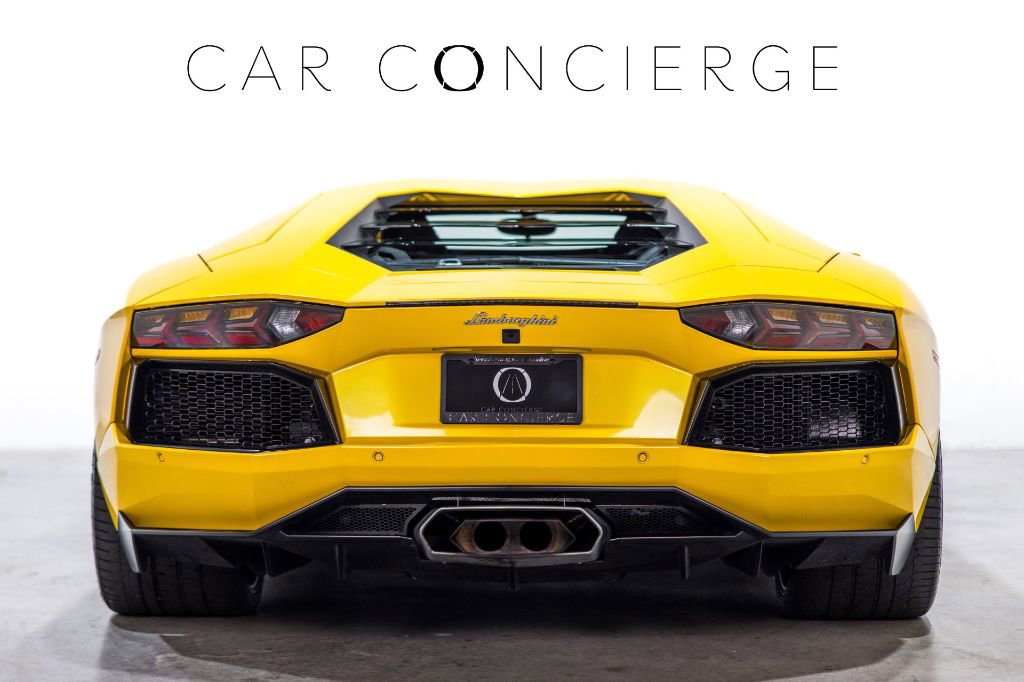 Used 2013 Lamborghini Aventador LP 700-4 image 6
