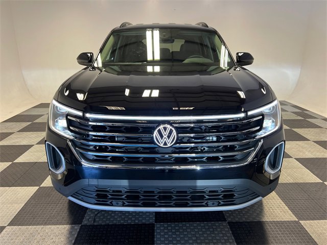 New 2026 Volkswagen Atlas SE image 2