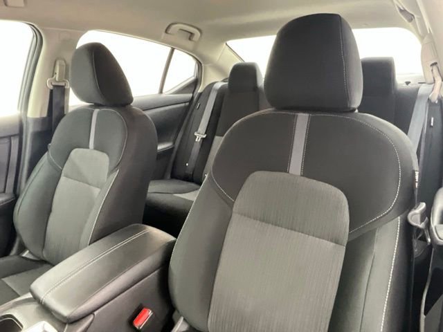 Used 2025 Nissan Sentra SV image 4