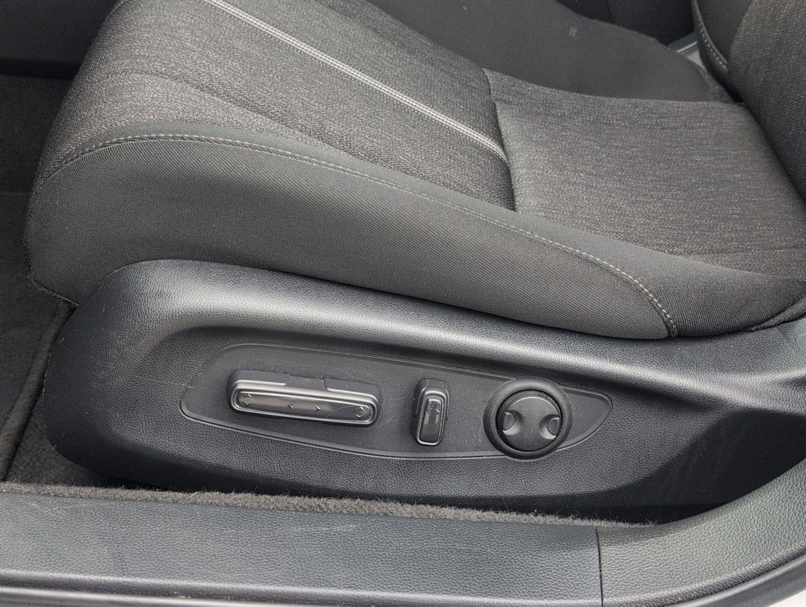 Used 2024 Honda Accord Sport image 14