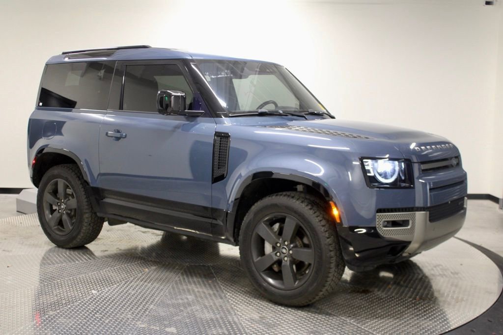 Certified 2022 Land Rover Defender 90 X-Dynamic S AWD/4WD image 13
