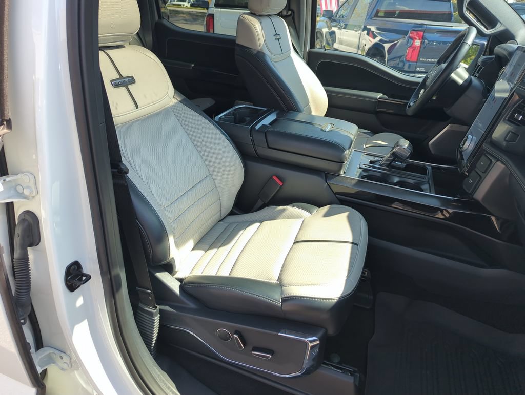 Used 2023 Ford F150 Lightning Platinum AWD/4WD image 35