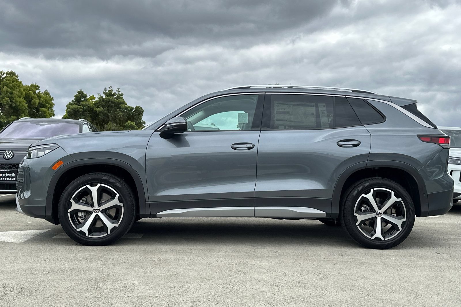 New 2026 Volkswagen Tiguan SE AWD/4WD image 7
