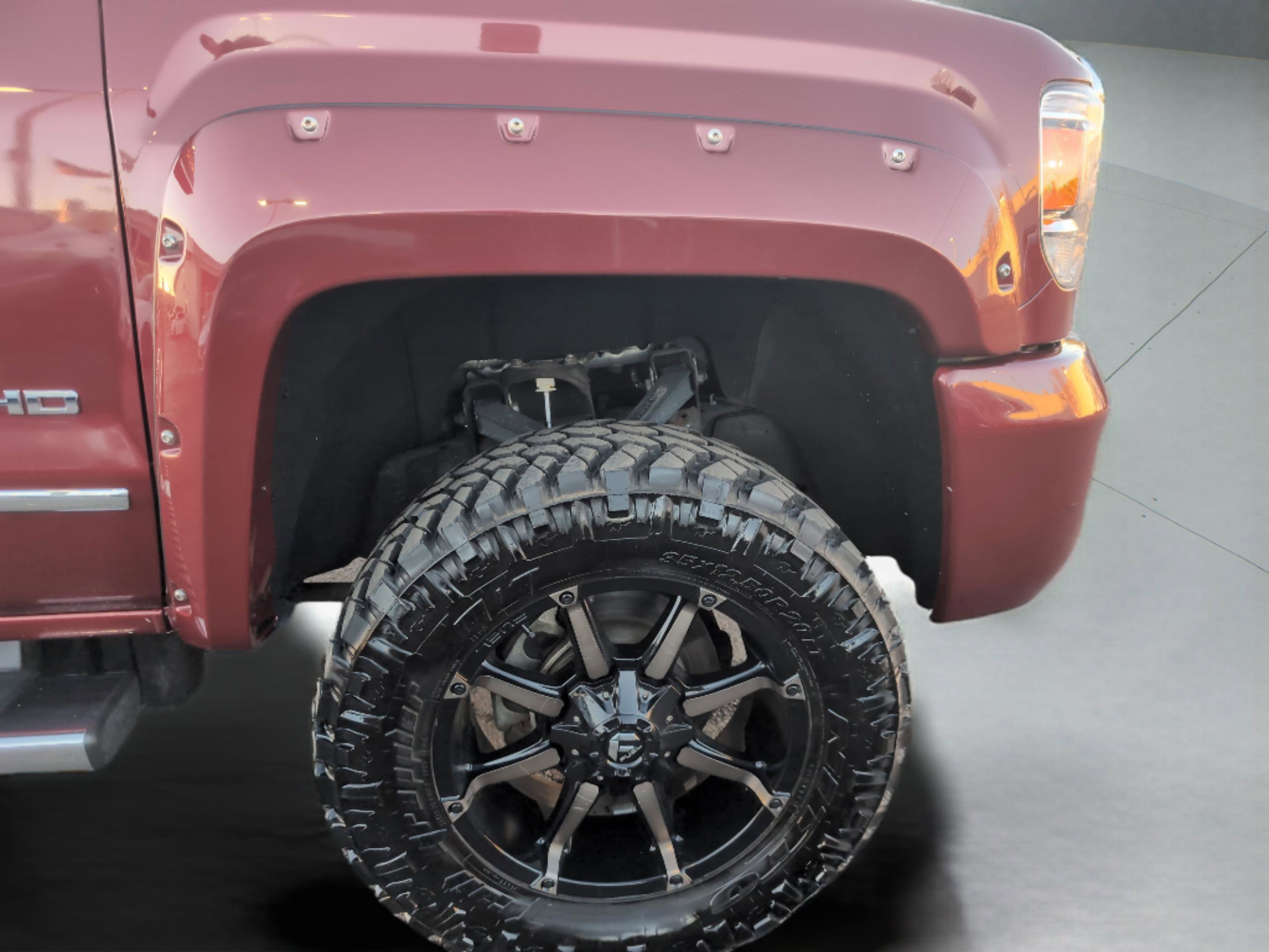 Used 2015 GMC Sierra 2500 Denali w/ Duramax Plus Package image 38