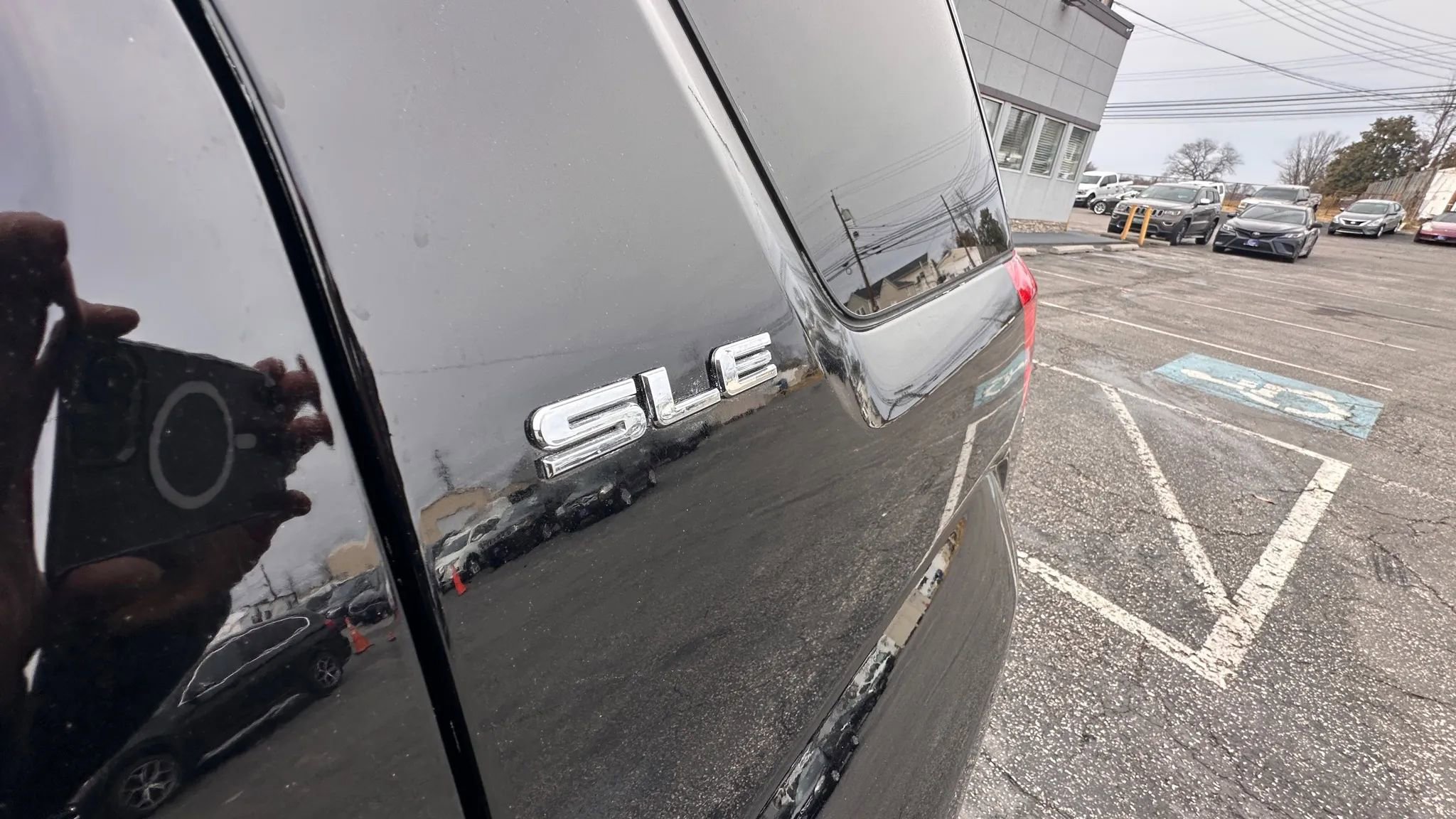 Used 2015 GMC Terrain SLE image 17