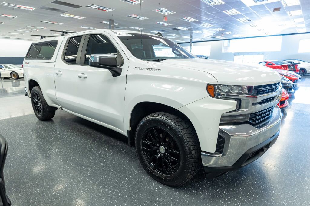 Used 2019 Chevrolet Silverado 1500 LT w/ Fleet Comfort Package image 4